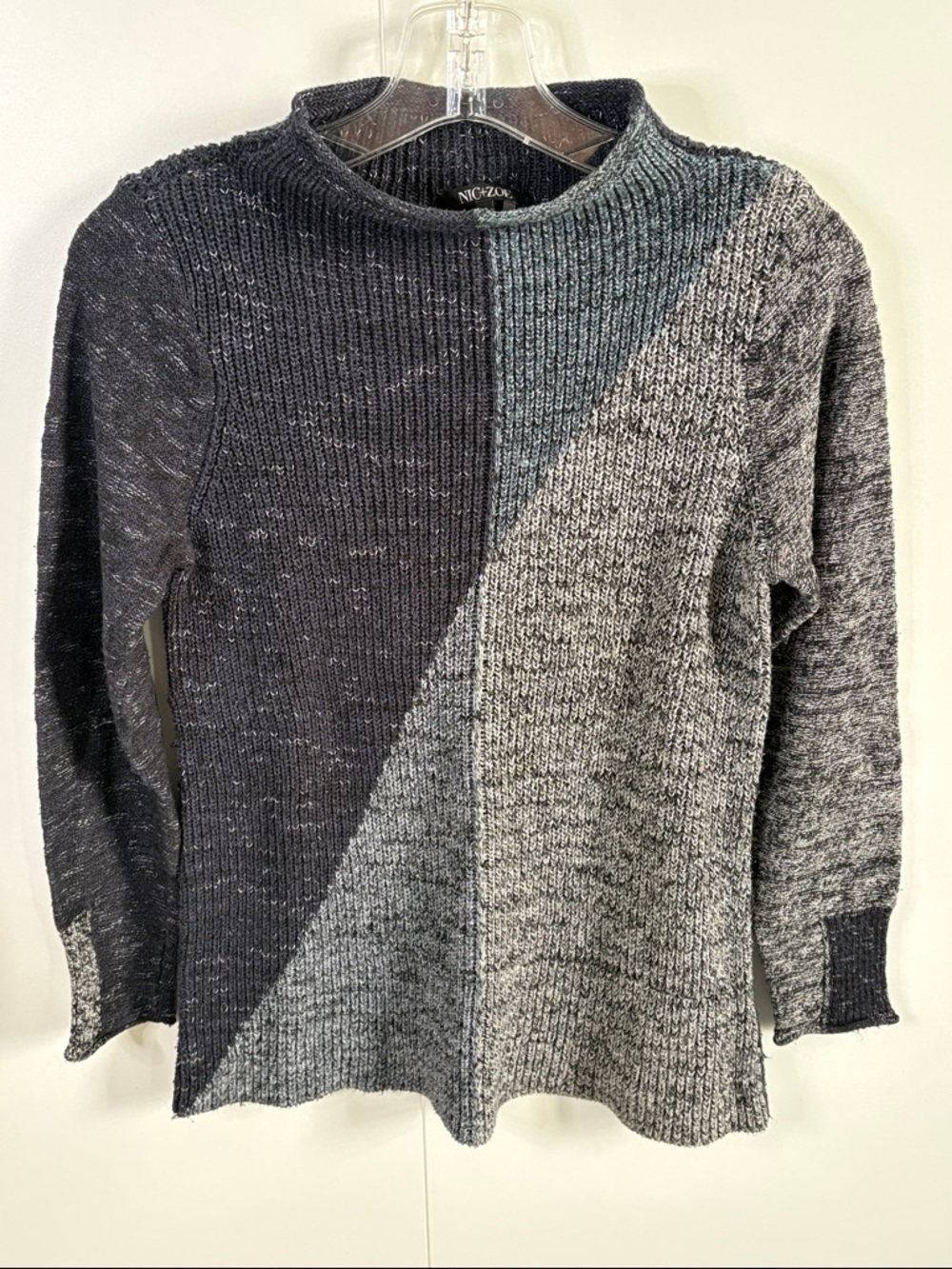 NIC+ZOE Diagonal Ribbed Crew Sweater - Navy, Blue & Gray